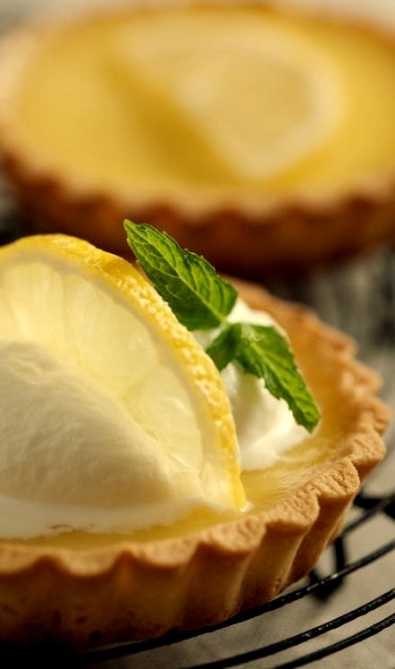 Lemon Tart (via Trendus)
